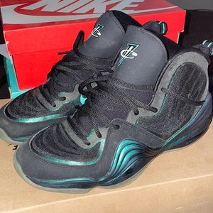 Nike Penny V “Invisible Cloak” size 10!